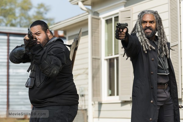 The Walking Dead Episode 7x16 Publicity Still Of Cooper Andrews Khary Payton