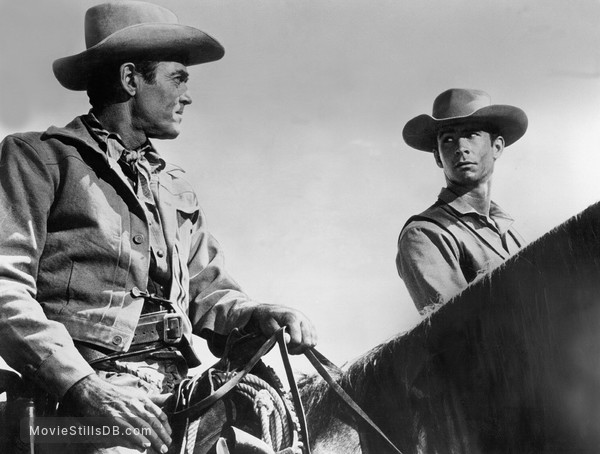 The Tin Star - Publicity still of Henry Fonda & Anthony Perkins