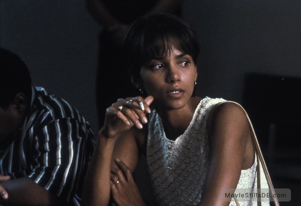 Monsters Ball Publicity Still Of Halle Berry 5679